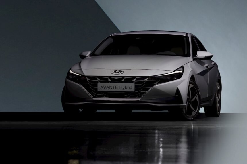 Para carros híbridos que valem a pena em 2026, modelos como Toyota Corolla Cross Hybrid, BYD Song Plus DM-i, GWM Haval H6 HEV