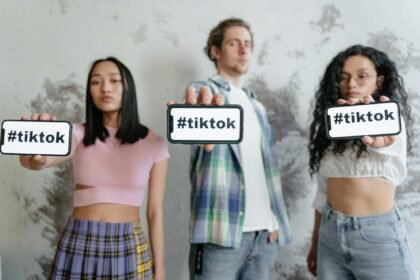 Hashtags Eficientes: O Guia Definitivo para Instagram e TikTok que Geram Engajamento e Conversão — como criar hashtags eficie