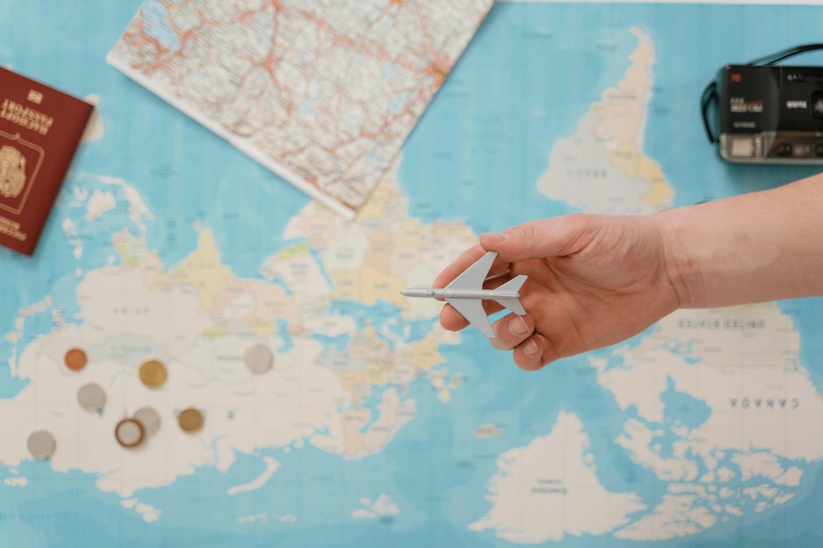 Viaje Mais Gastando Menos: O Guia Definitivo para Economizar Dinheiro de Forma Inteligente — como economizar dinheiro viajand
