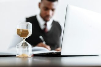 Como Fazer Uma Boa Gestão do Tempo no Trabalho: Estratégias Essenciais para Alta Produtividade — como fazer uma boa gestão do