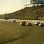 Para entender como funciona a NASCAR Brasil Sprint Race, é essencial saber que ela é uma categoria de automobilismo que repli