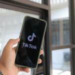 TikTok para Negócios Locais: O Guia Completo para Atrair Clientes e Alavancar Suas Vendas — como usar o tiktok para divulgar