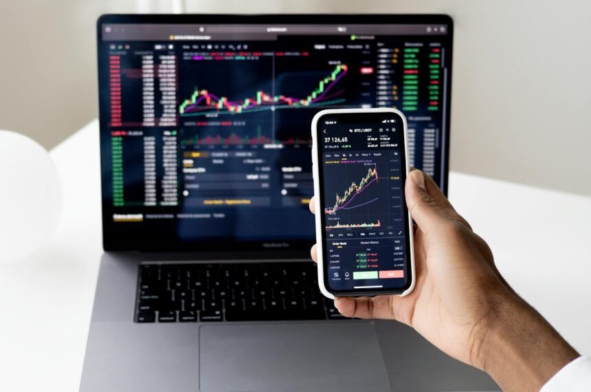 Para a competitividade entre marcas asiáticas e tradicionais no Brasil, o cenário é de intensa disputa. Marcas asiáticas impu