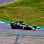 Para pilotos brasileiros que marcaram história, destacam-se nomes como Ayrton Senna, tricampeão mundial de F1; Emerson Fittip